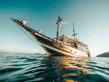 Phinisi | Yacht Charter Bali